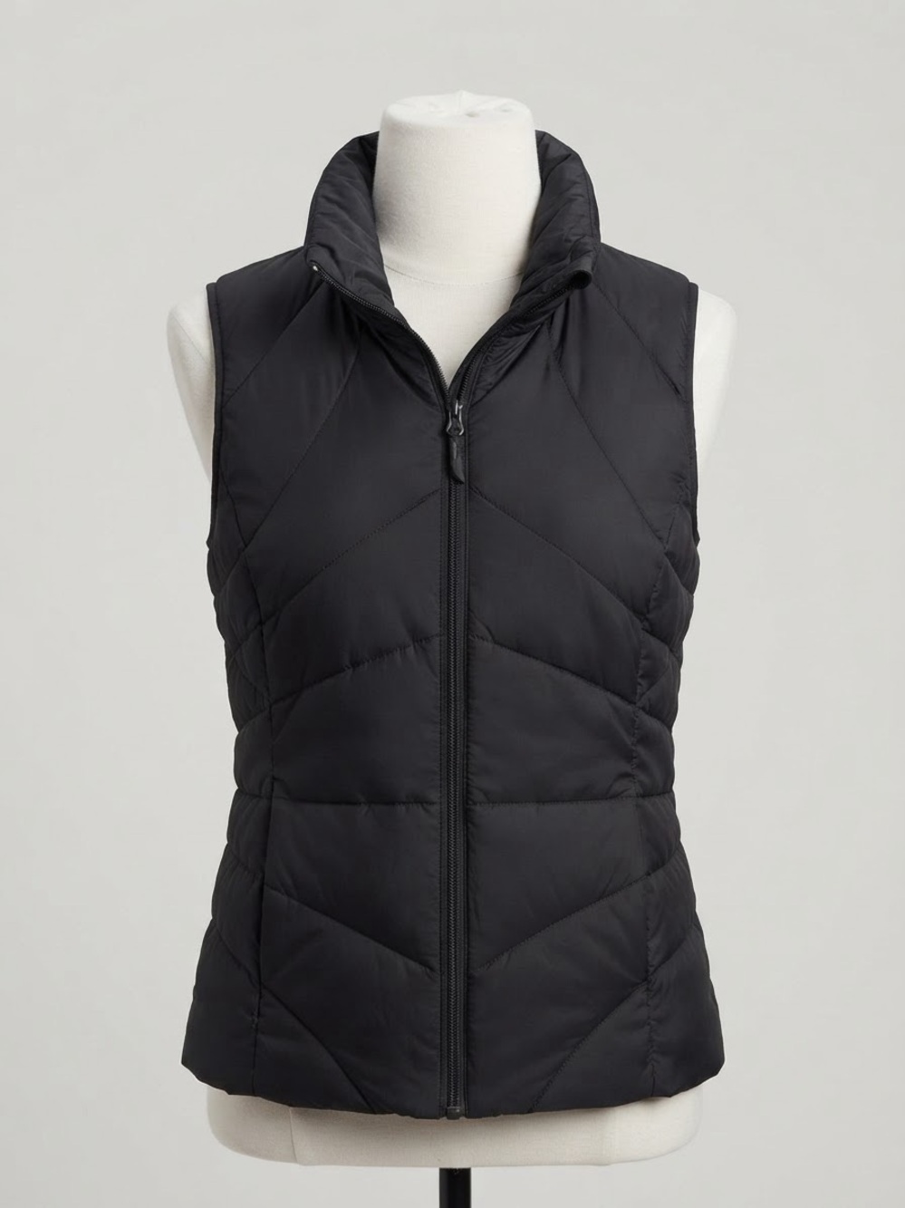 Kenneth Cole Reaction Women's Black Quilted Puffer Vest